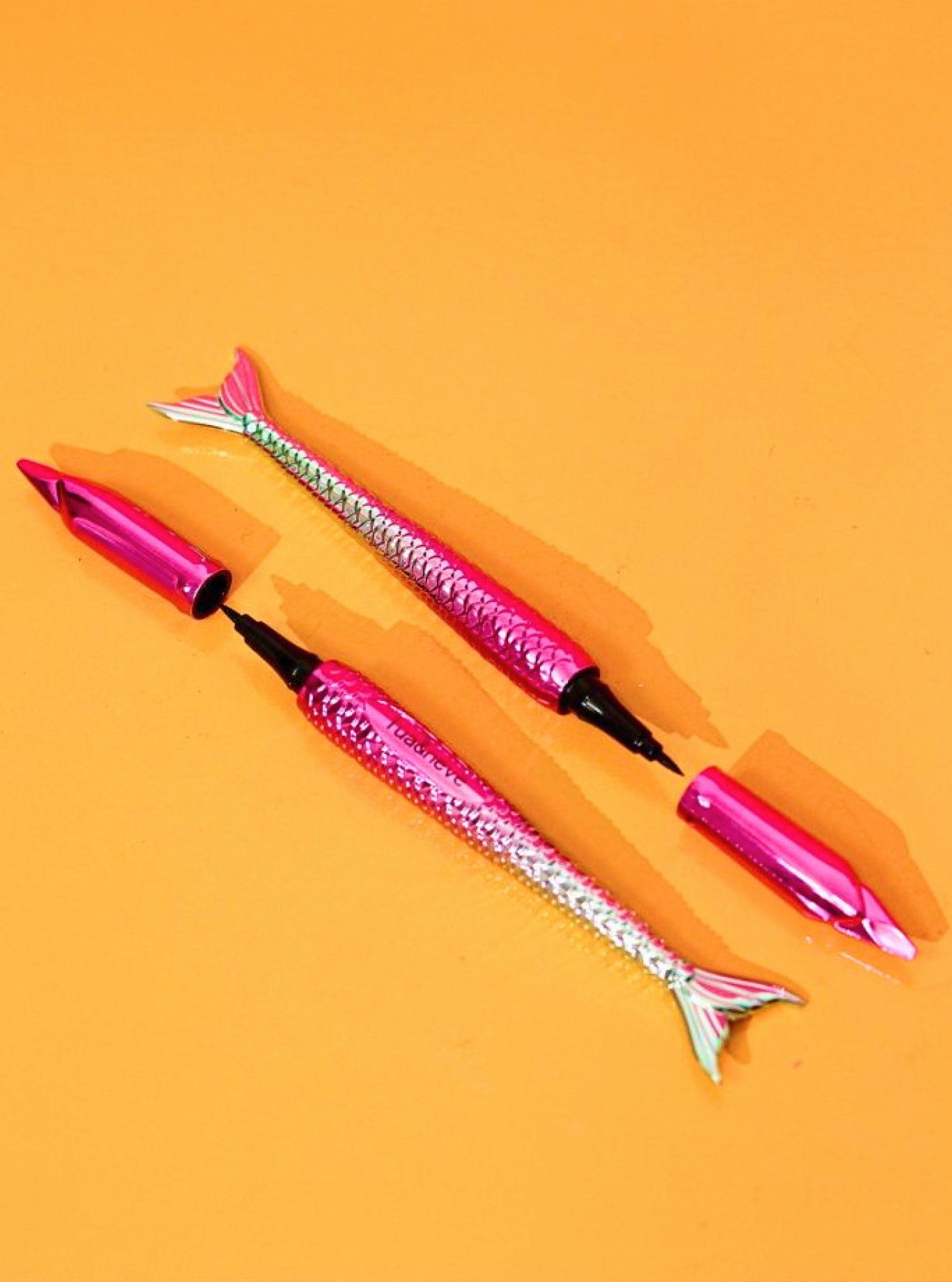 Delineador Líquido Rabo de Sereia